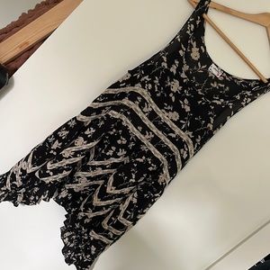 Floral slip - black and cream